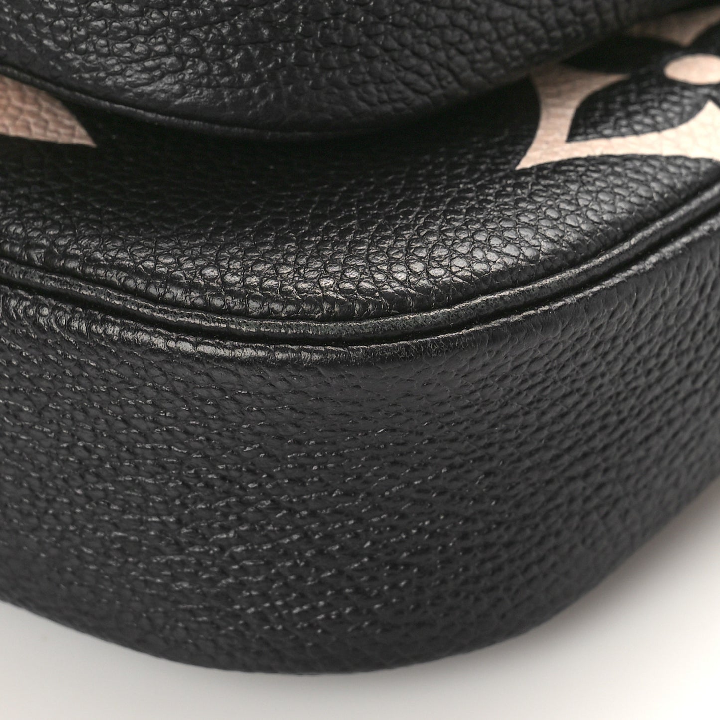 Empreinte Monogram Giant Multi Pochette Accessories Black Beige
