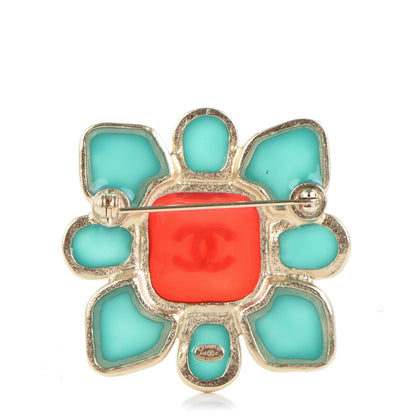 Chanel Gripoix CC Brooch Gold 3 of 4