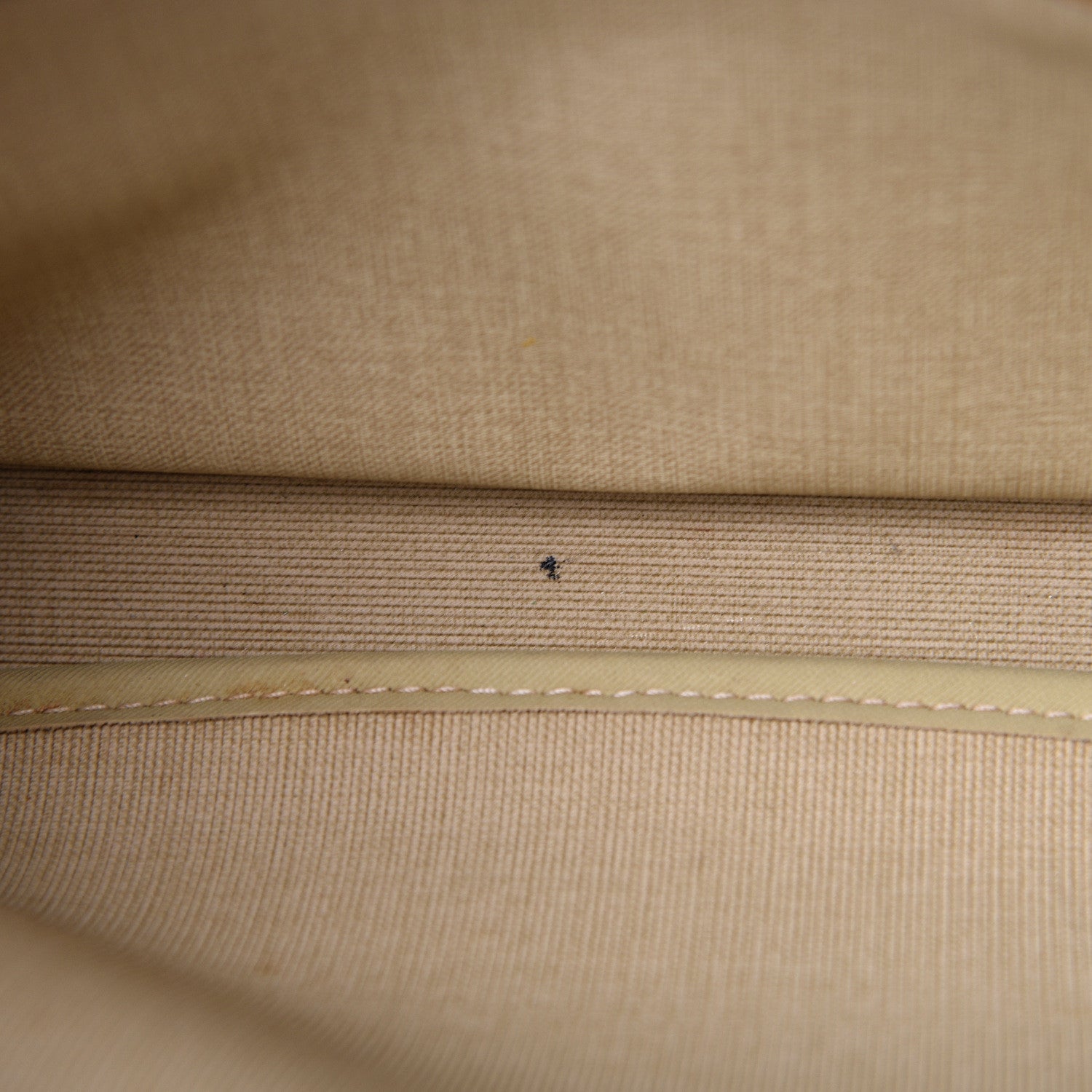 Louis Vuitton Monogram Reporter PM 13 of 22