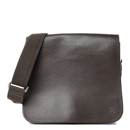 Louis Vuitton Taiga Andrei Messenger Bag Grizzli 1 of 19