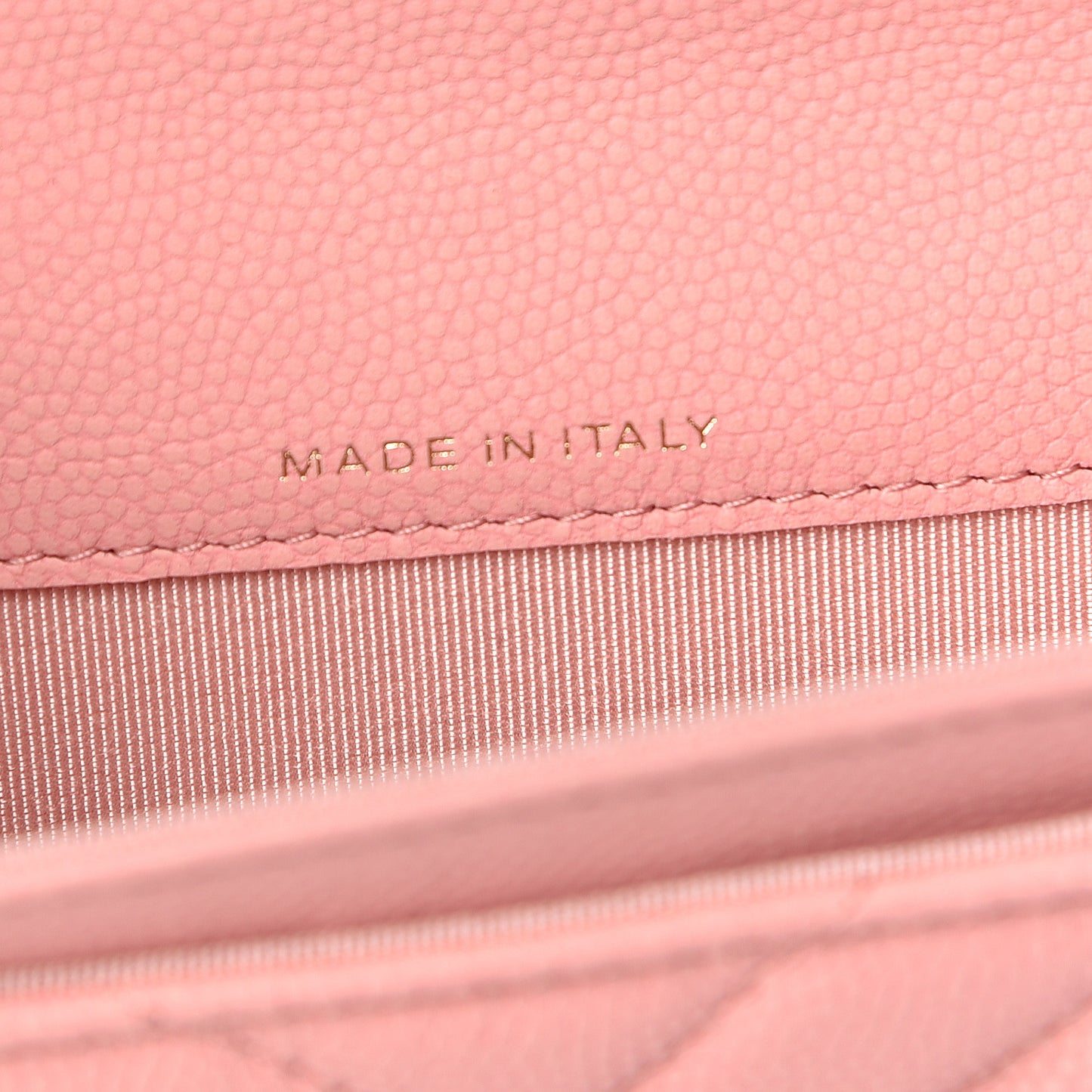 Caviar Chevron Quilted Flap Card Holder Pink