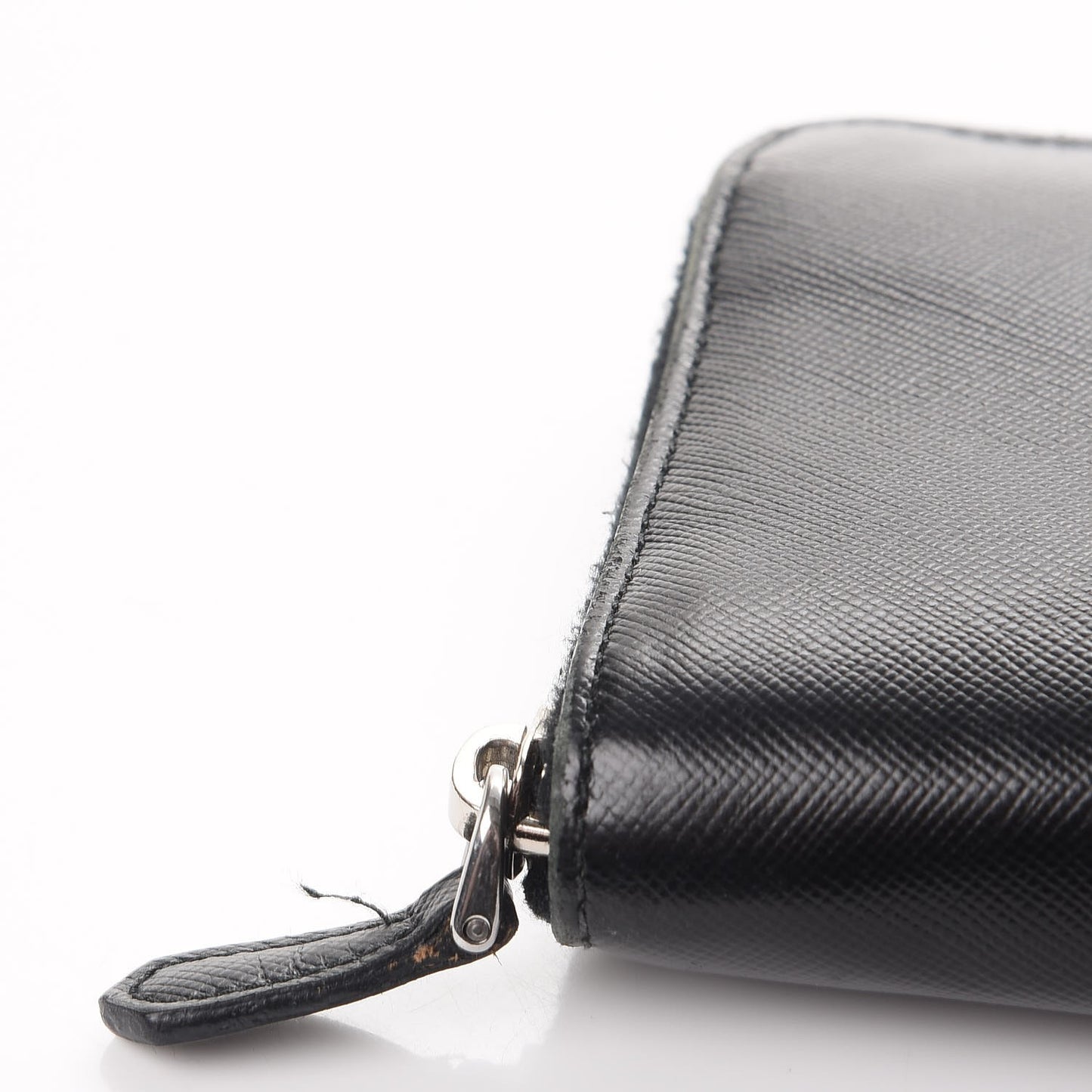 Saffiano Zip Around Wallet Nero Black