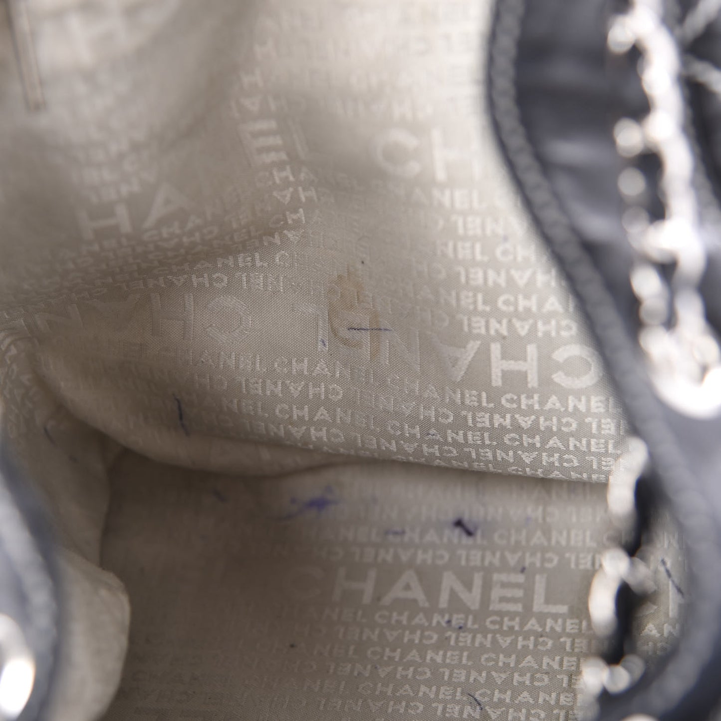 Lambskin Contrast Stitch Large Drawstring Tote Black