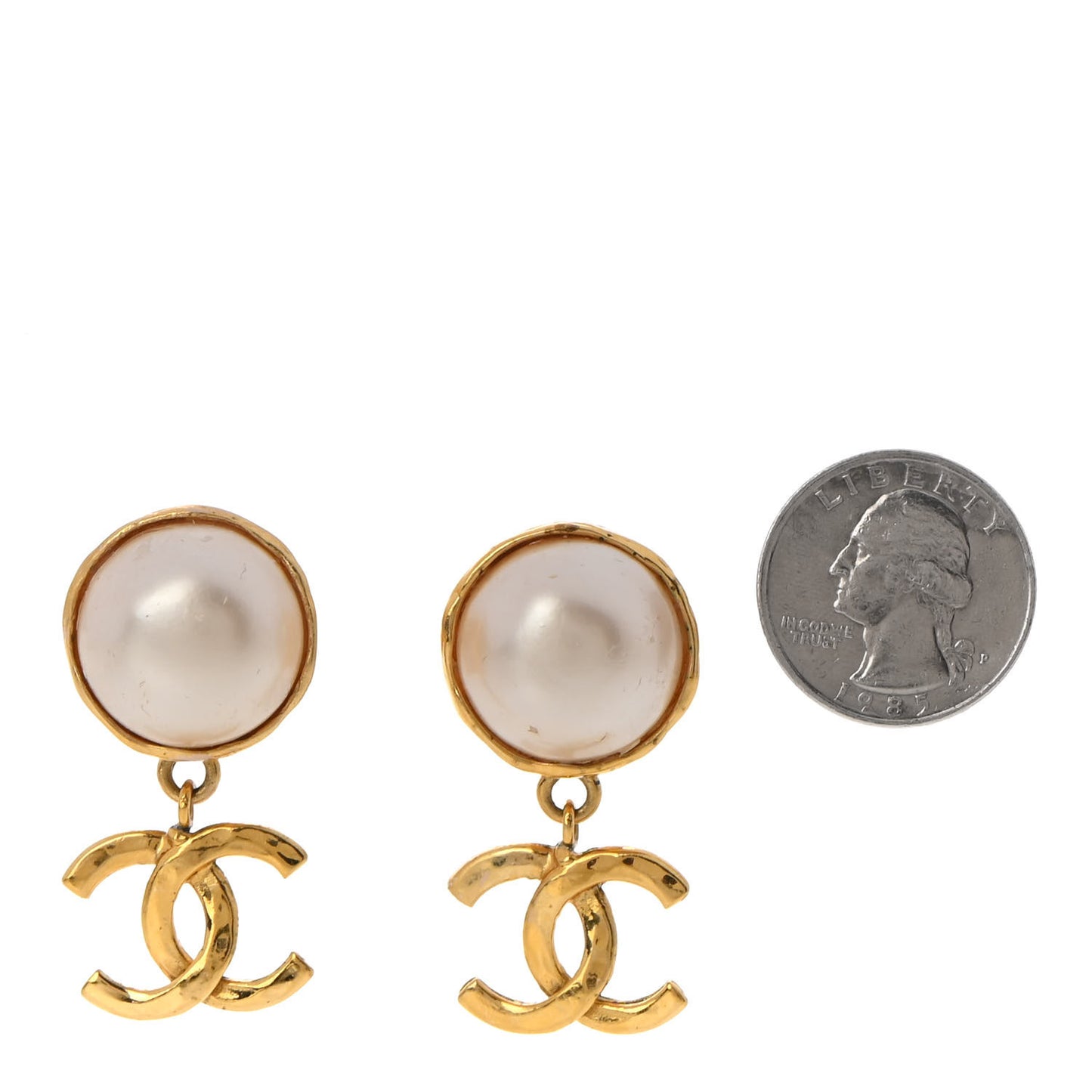 Pearl CC Dangle Clip On Earrings Gold