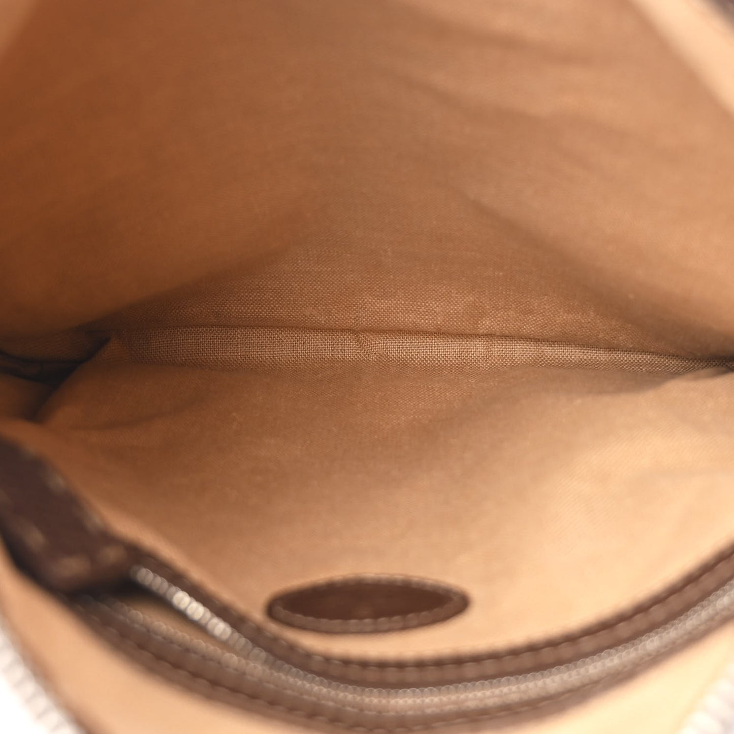 Cuoio Romano Selleria Messenger Brown