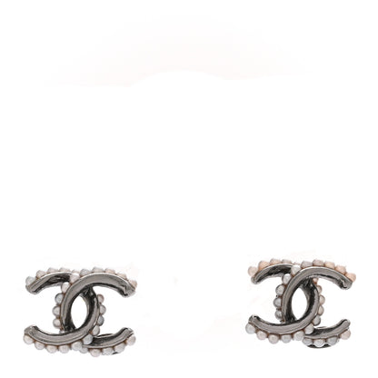 Chanel Pearl Twisted CC Earrings Ruthenium 1 of 4