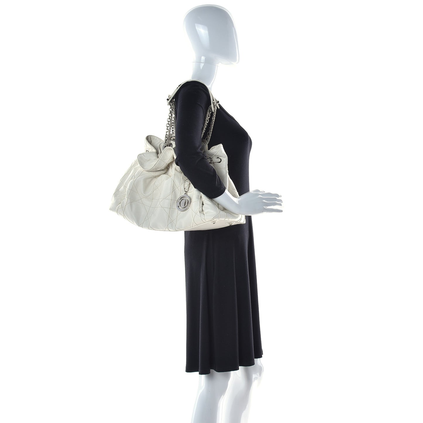 Lambskin Cannage Medium Le Trente Tote White