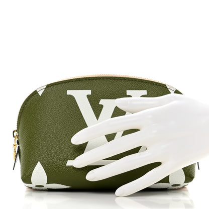 Louis Vuitton Monogram Giant Cosmetic Pouch Kaki 2 of 6