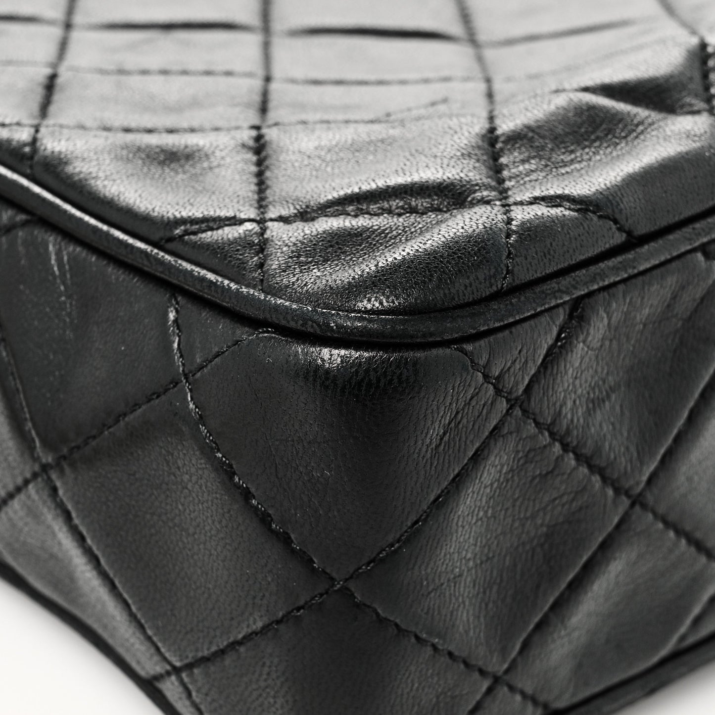 Lambskin Quilted CC Tassel Camera Case Black