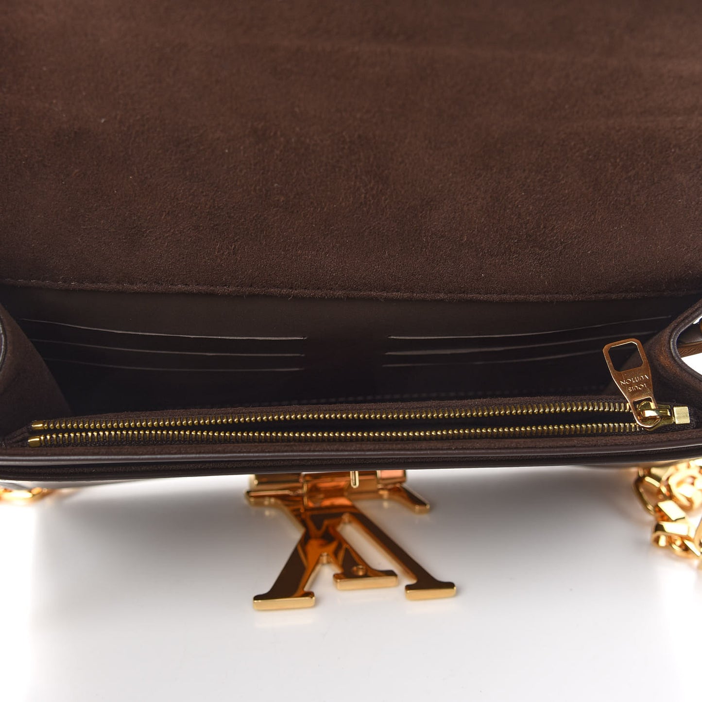 Calfskin Chain Louise GM Granit