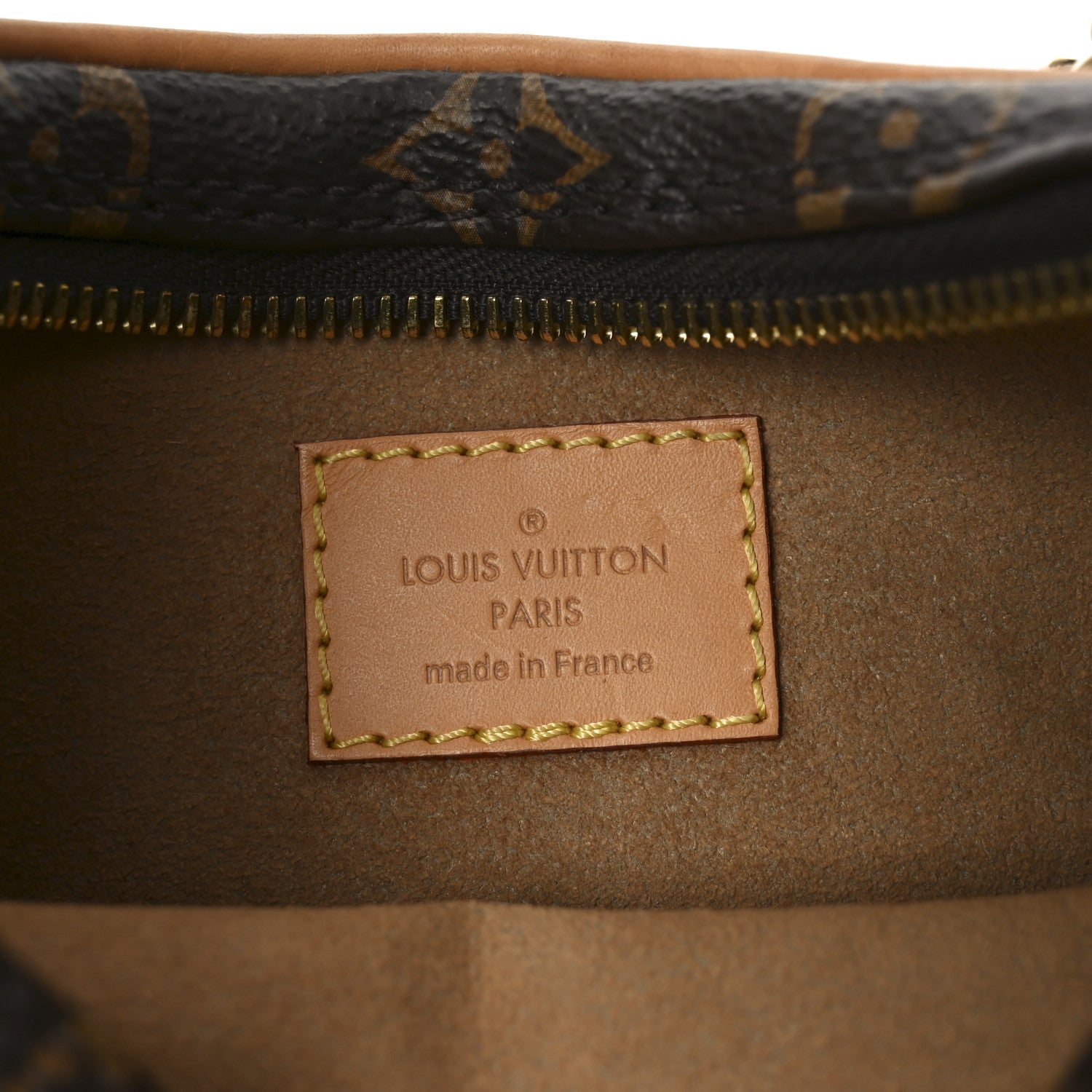 Louis Vuitton Monogram Loop 6 of 10