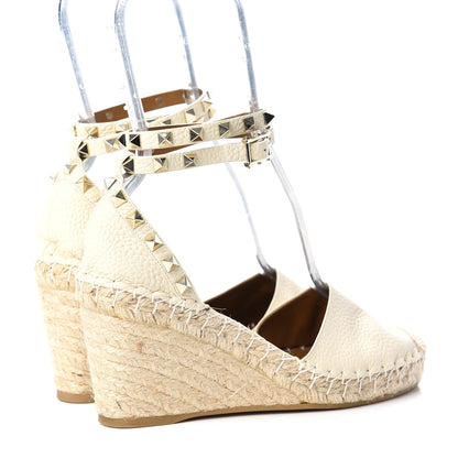 Valentino Garavani Grained Calfskin Rockstud Ankle Wrap Espadrille 15/85mm Wedges 36 Light Ivory 4 of 10