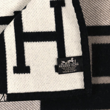 Hermes Wool Cashmere Avalon III Blanket Ecru Black 3 of 3
