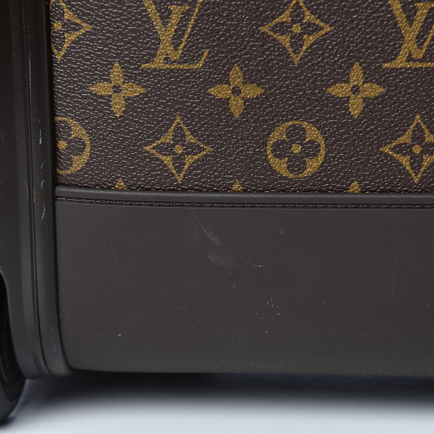 Monogram Pegase 50 Business