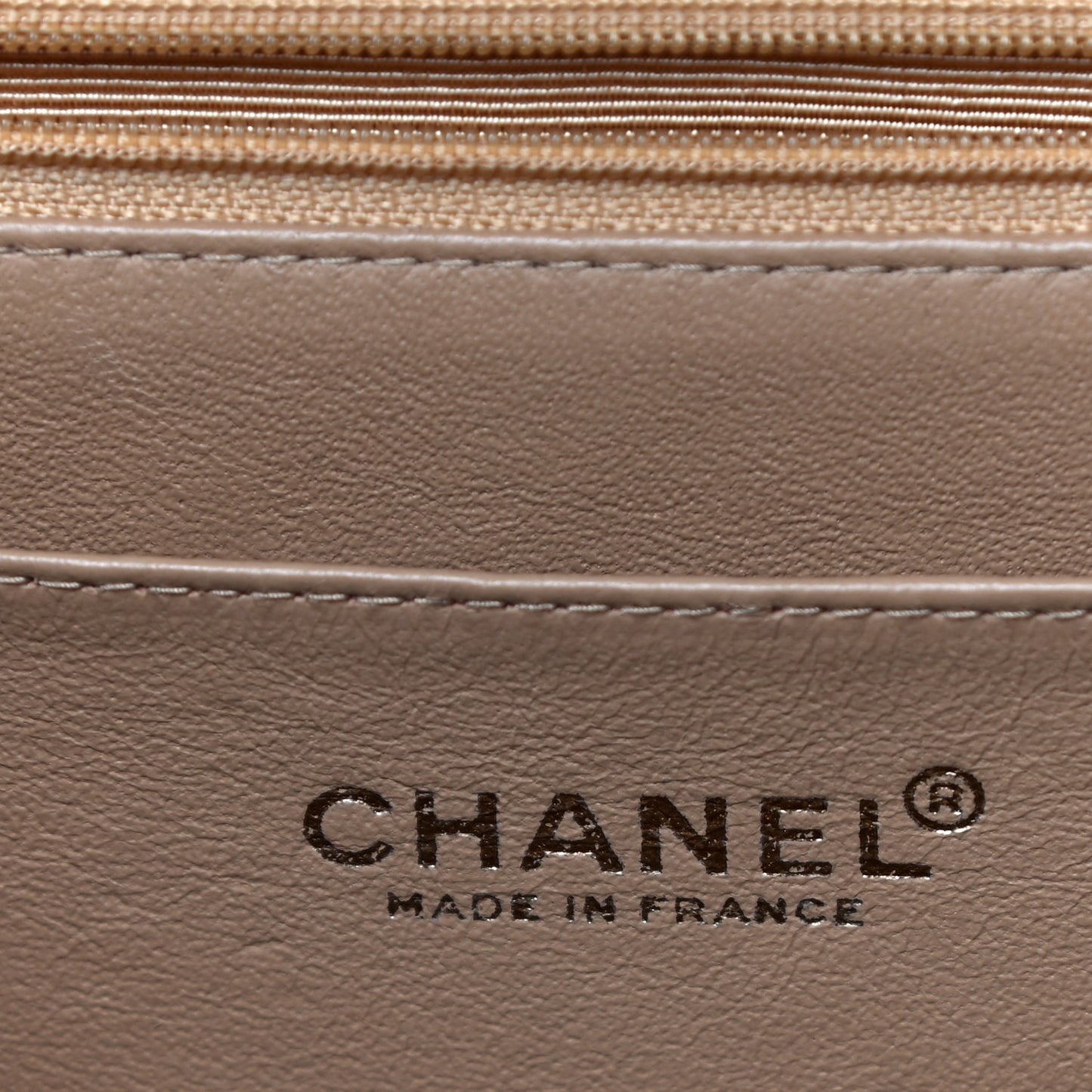 Caviar Quilted Jumbo Single Flap Beige