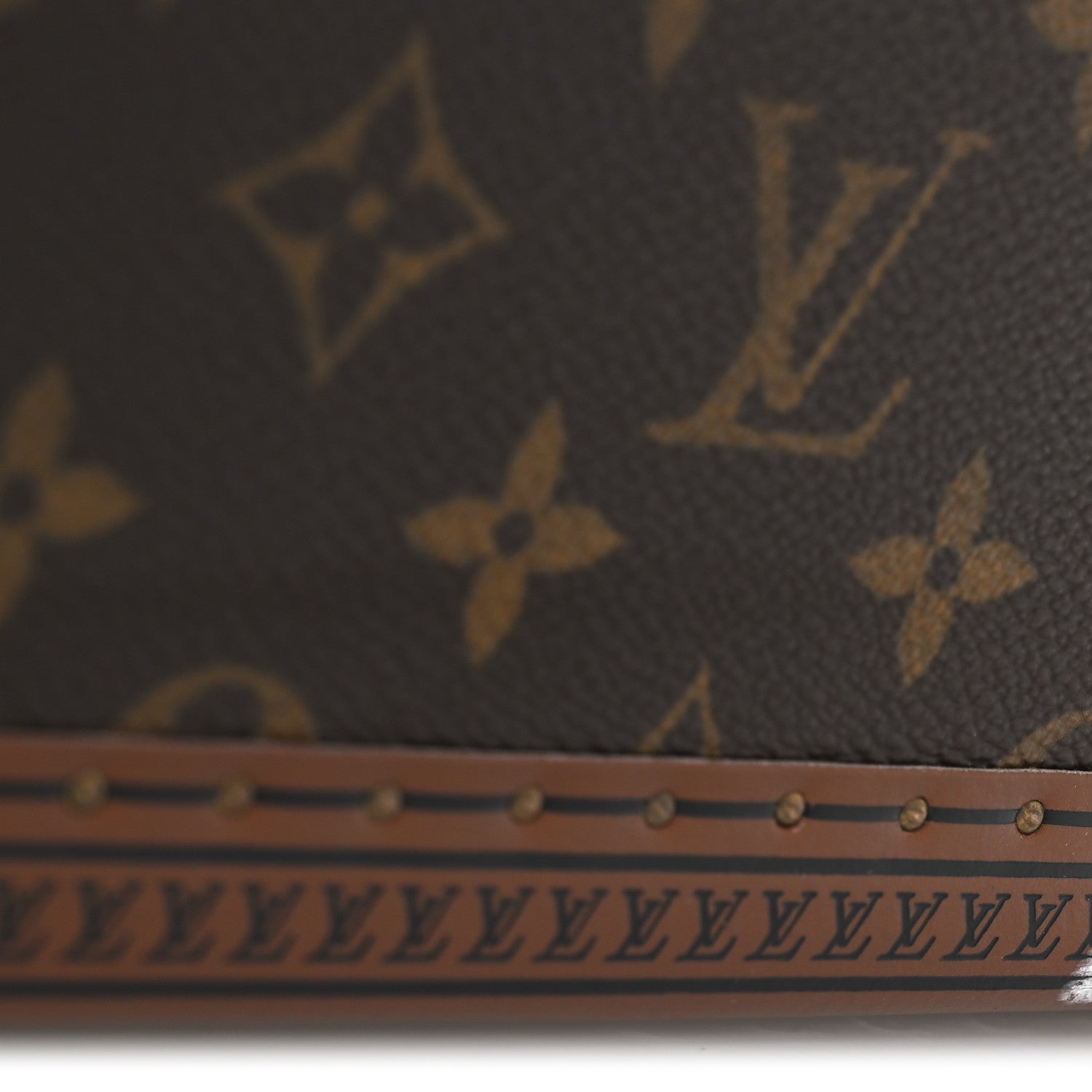 Louis Vuitton Monogram Boite Bouteilles et Glace Beauty Train Case 10 of 12