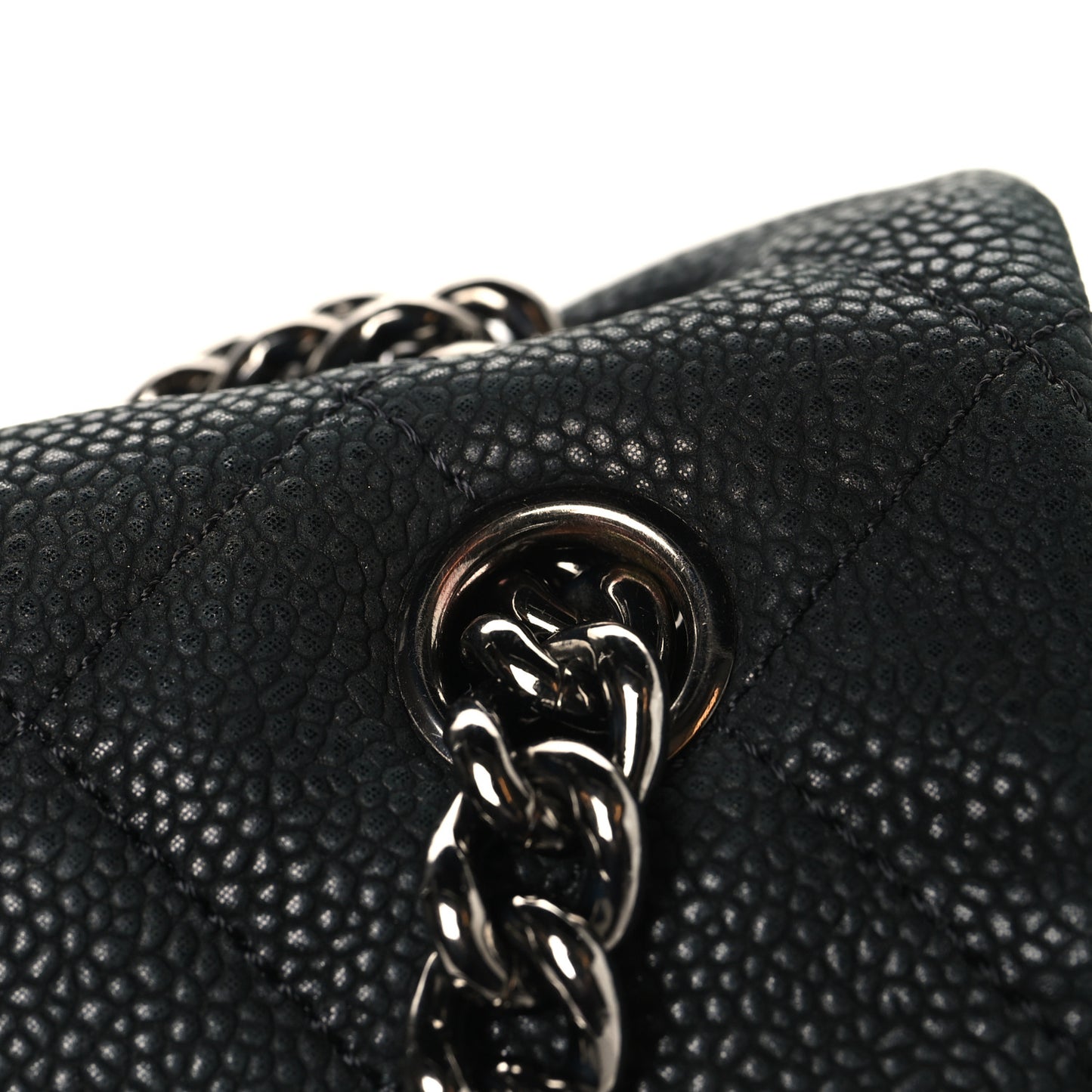 Iridescent Caviar Medium Lady Pearly Flap Black