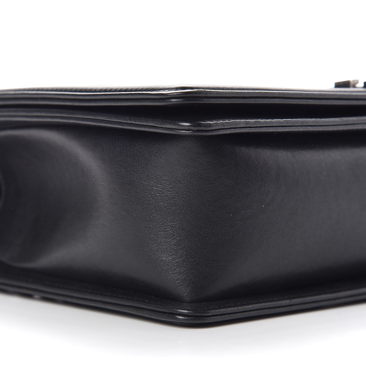 Chanel Calfskin Quilted New Medium Boy Flap Black 5 of 10