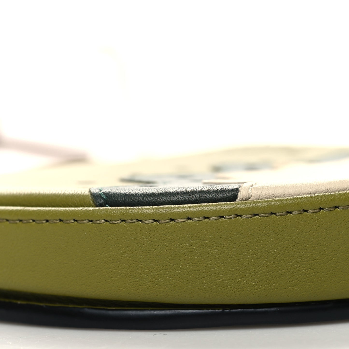 Calfskin Kiwi Small Heel Bag Pequena Verde