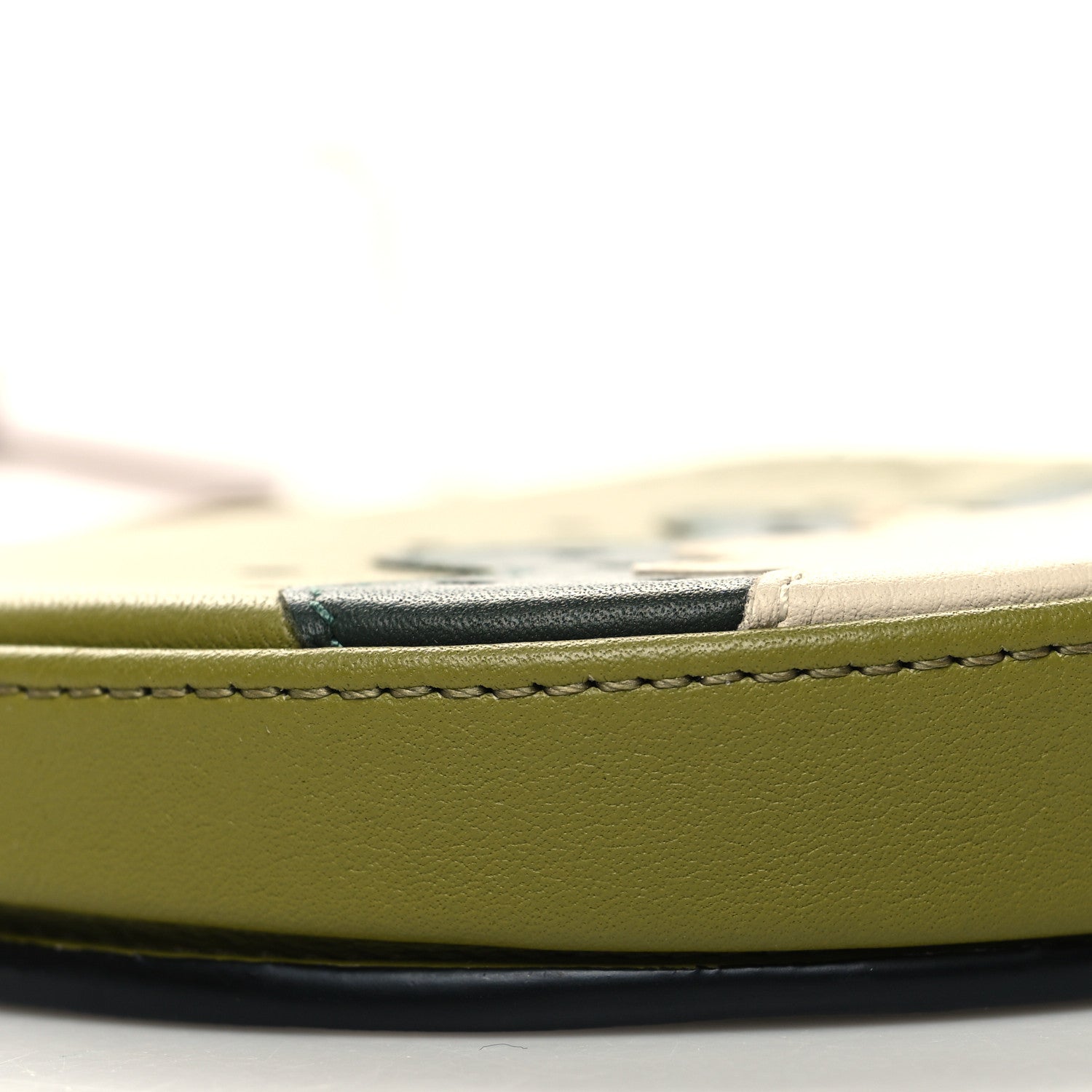 Loewe Calfskin Kiwi Small Heel Bag Pequena Verde 10 of 11
