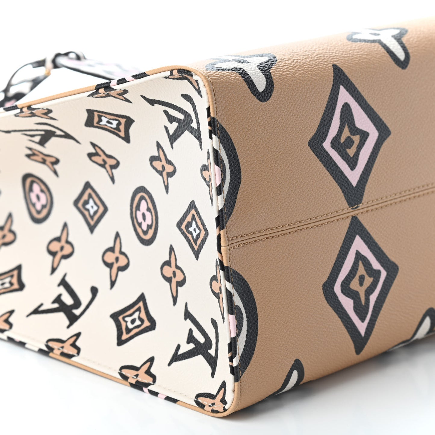 Monogram Giant Wild At Heart Onthego GM Arizona