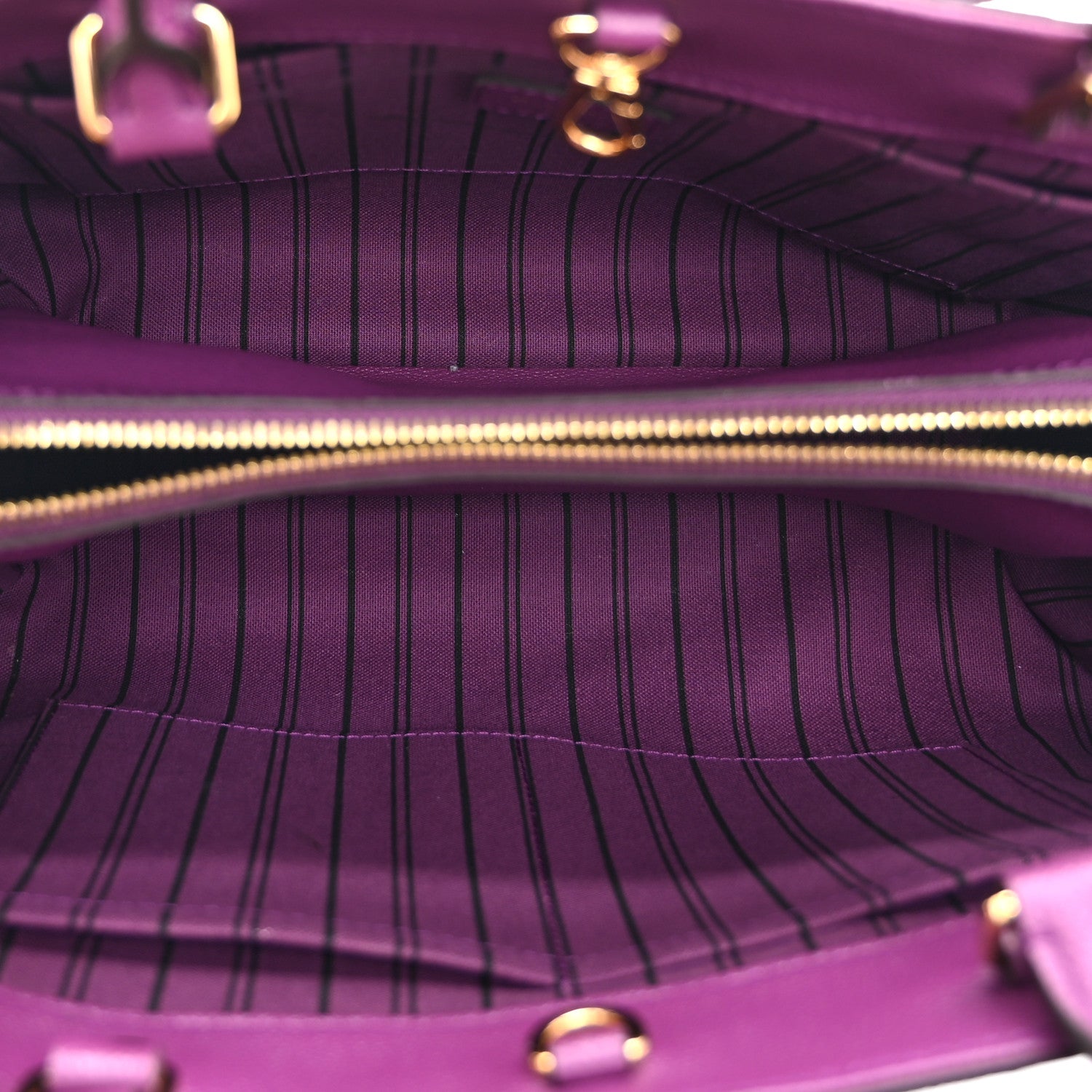 Louis Vuitton Empreinte Montaigne MM Amethyste 5 of 10
