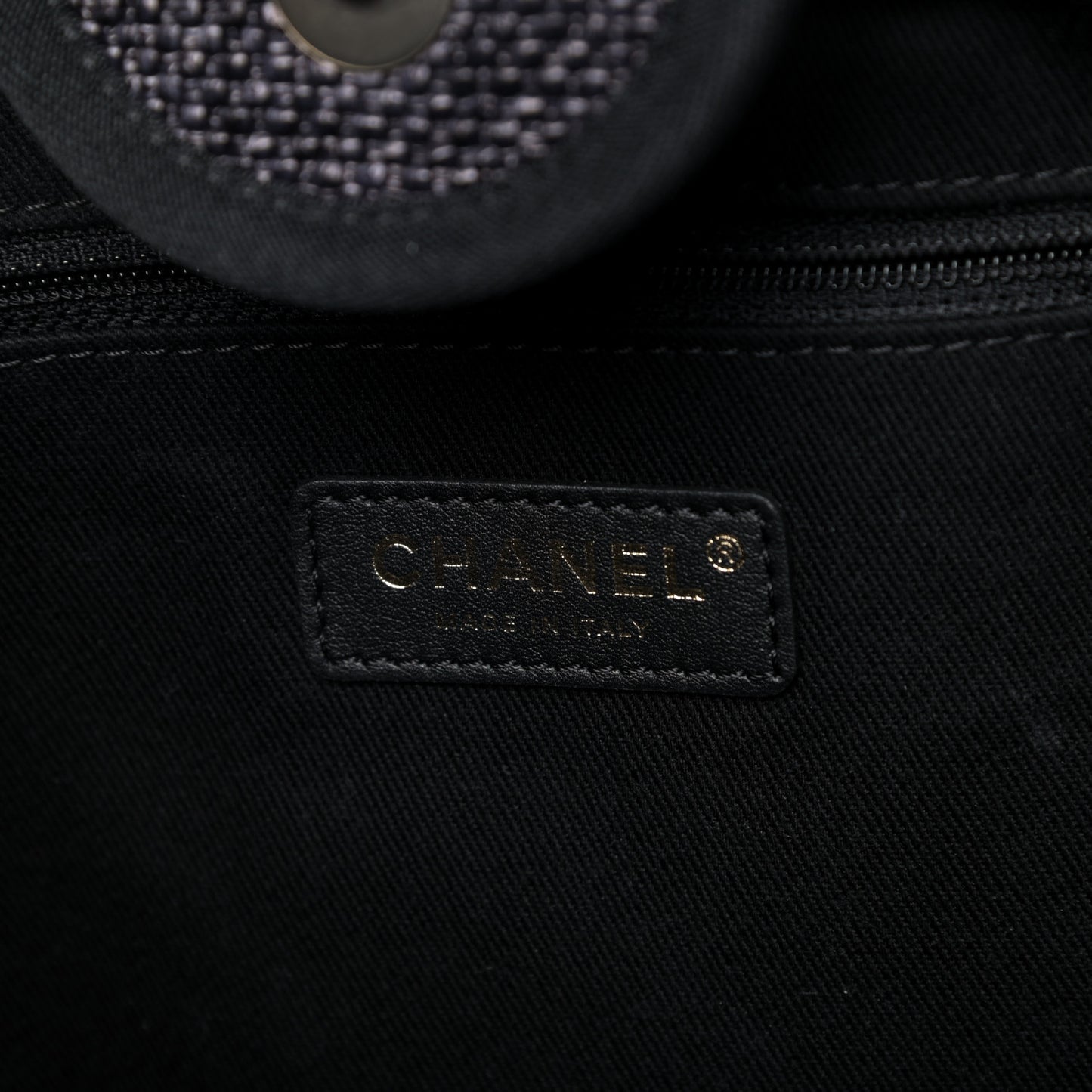 Woven Straw Raffia Medium Deauville Tote Black