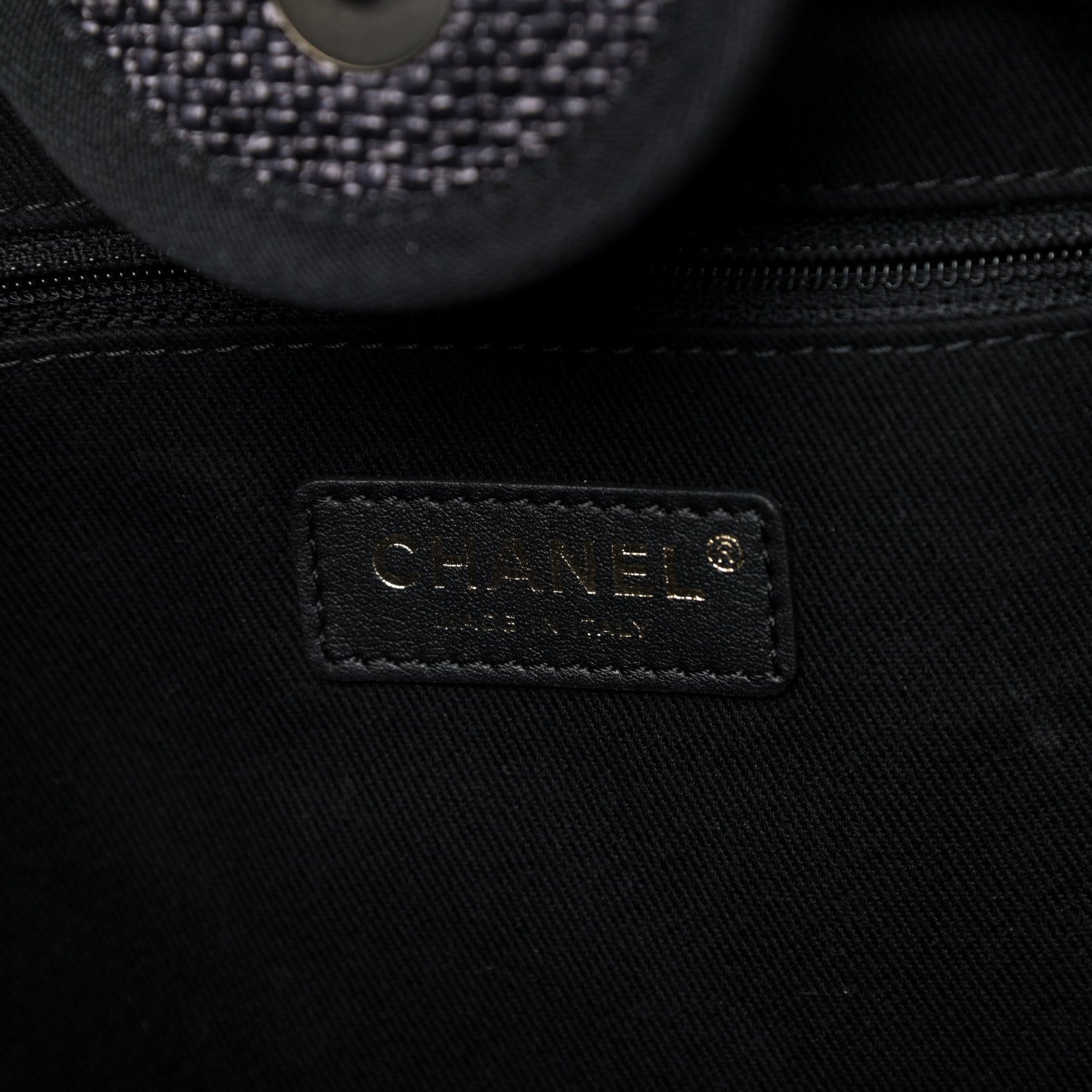 Chanel Woven Straw Raffia Medium Deauville Tote Black 5 of 11