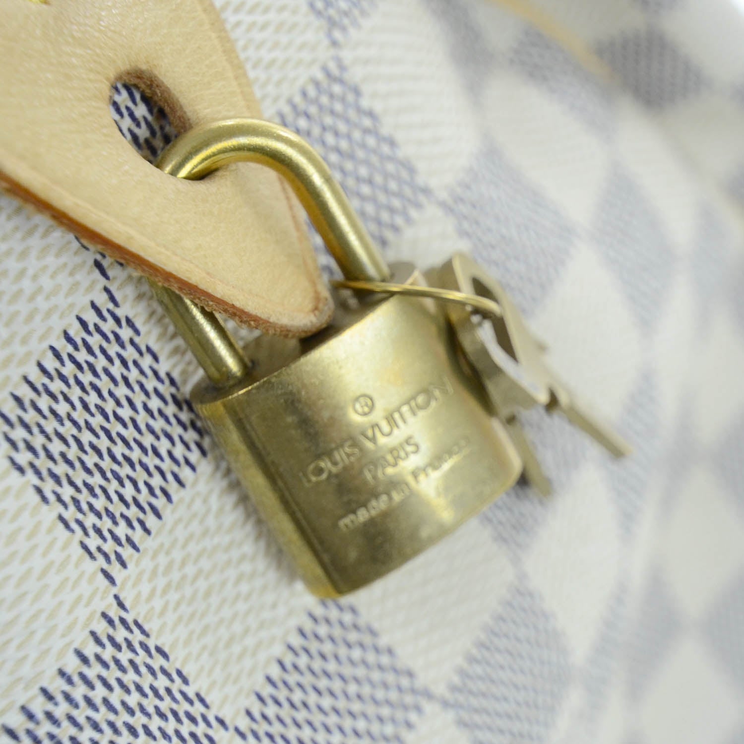 Louis Vuitton Damier Azur Speedy 30 8 of 9