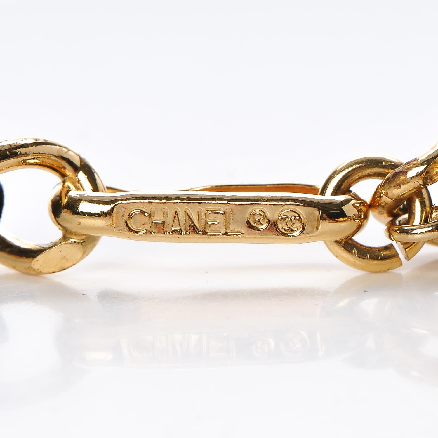 Chanel Lambskin Chain CC Medallion Belt Black Gold 3 of 3
