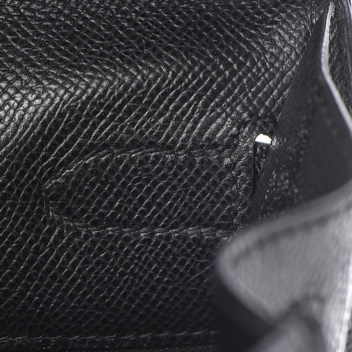 Epsom Kelly Sellier 32 Black