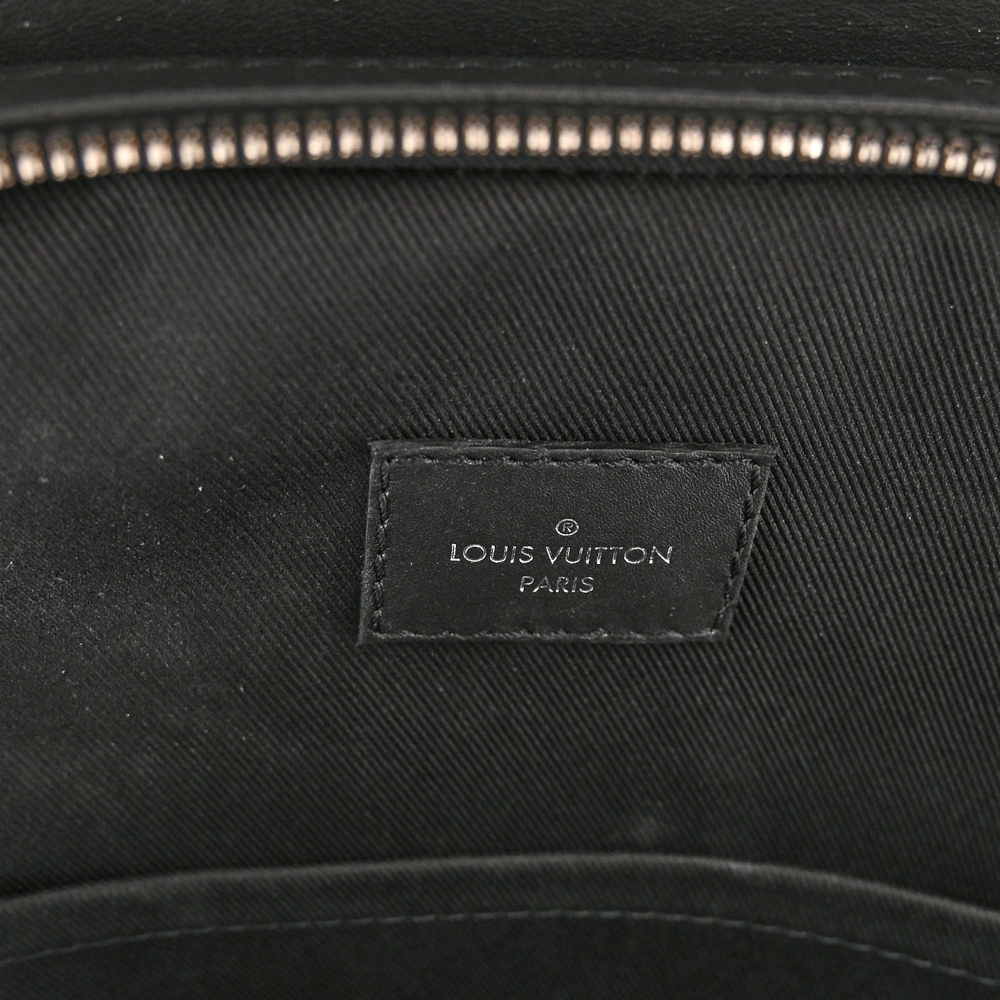 Damier Infini Avenue Sling Bag NM Onyx