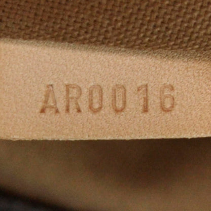 Louis Vuitton Monogram Cabas Mezzo 10 of 11