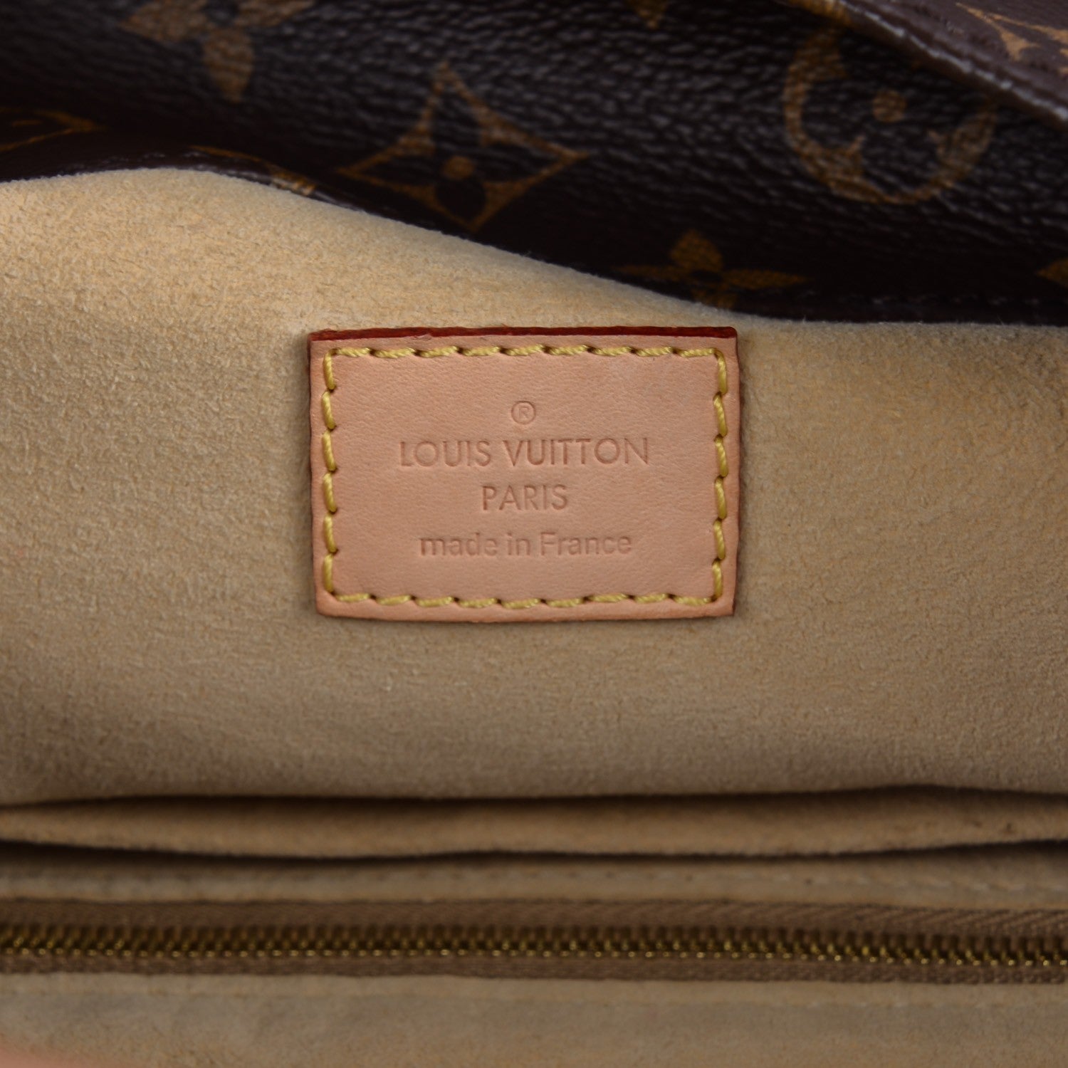 Louis Vuitton Monogram Artsy MM 6 of 7