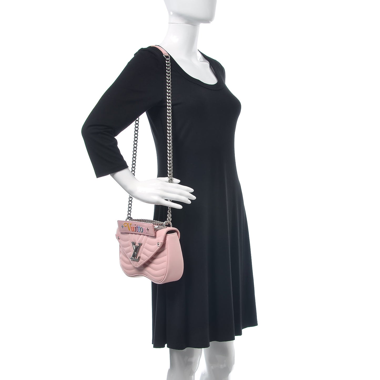 Calfskin New Wave Chain MM Smoothie Pink