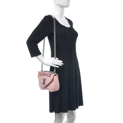 Louis Vuitton Calfskin New Wave Chain MM Smoothie Pink 2 of 8