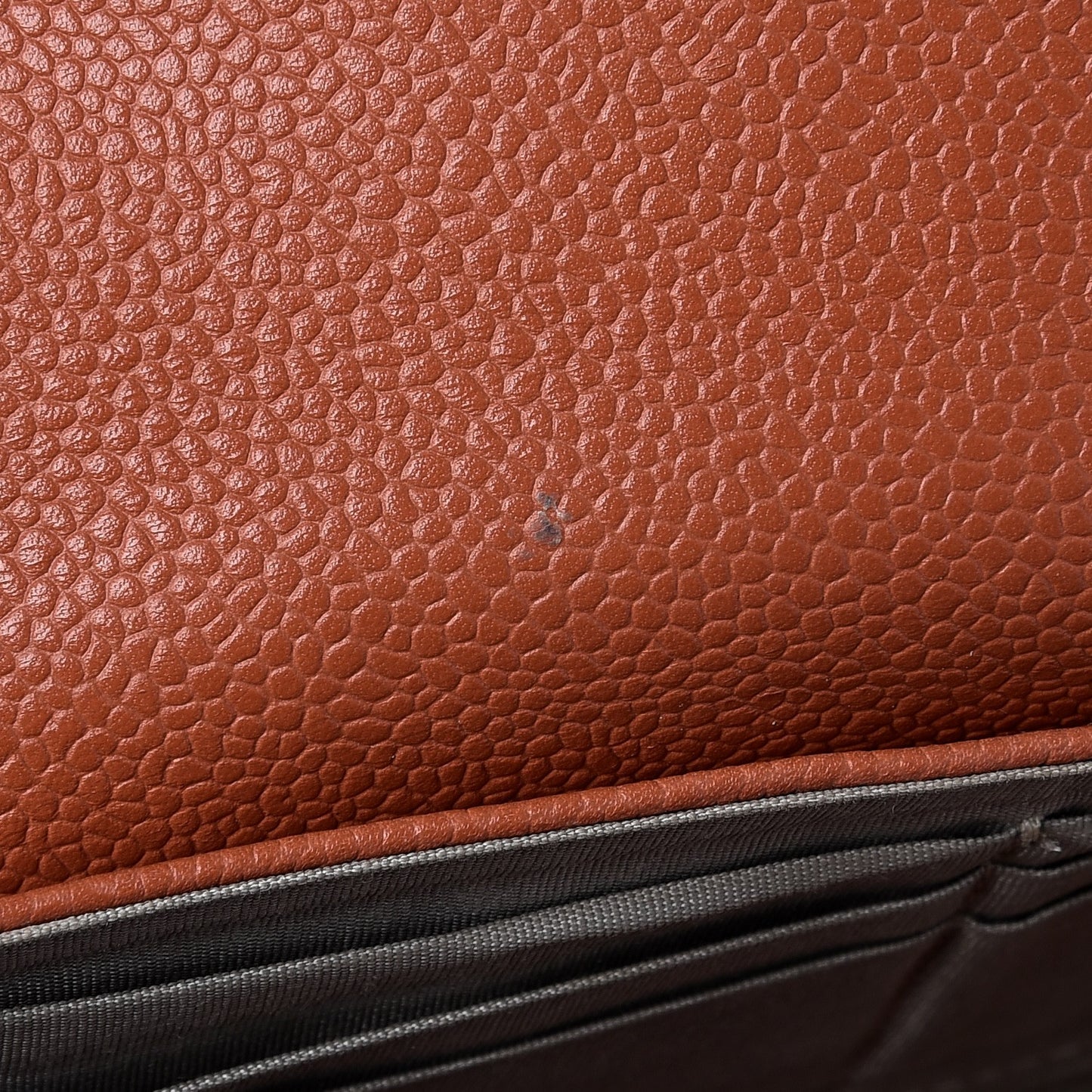 Caviar Half Moon Wallet On Chain WOC Light Red