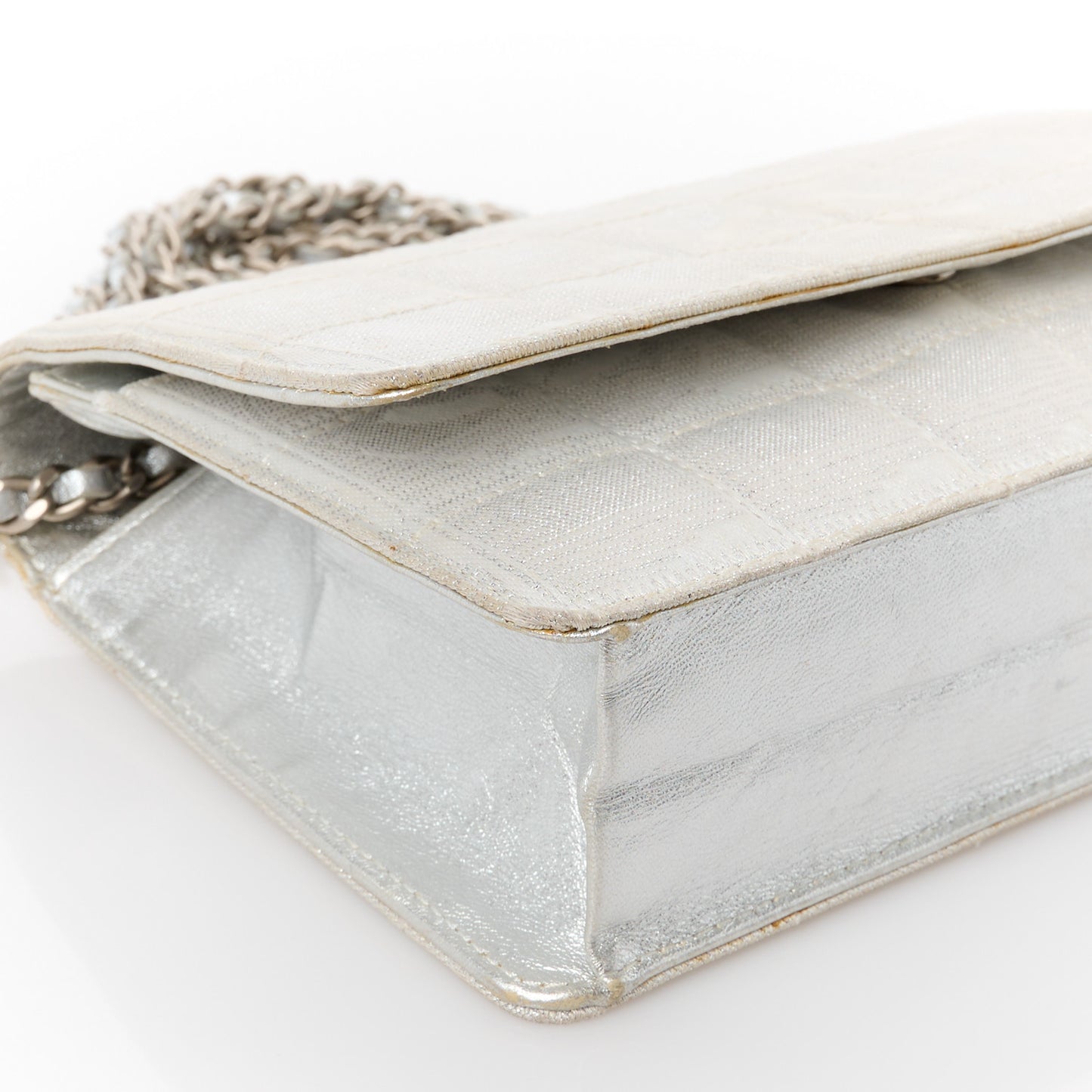 Nylon Travel Wallet On Chain WOC Metallic Silver