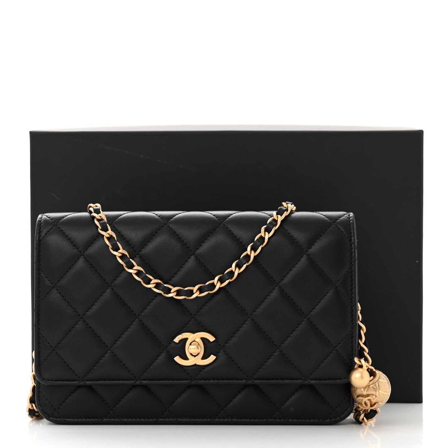 Lambskin Quilted CC Pearl Crush Wallet on Chain WOC Black
