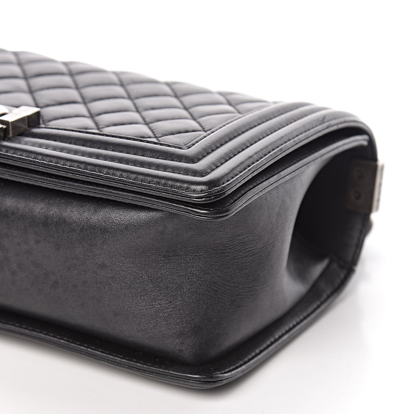 Lambskin Quilted Medium Boy Flap Black