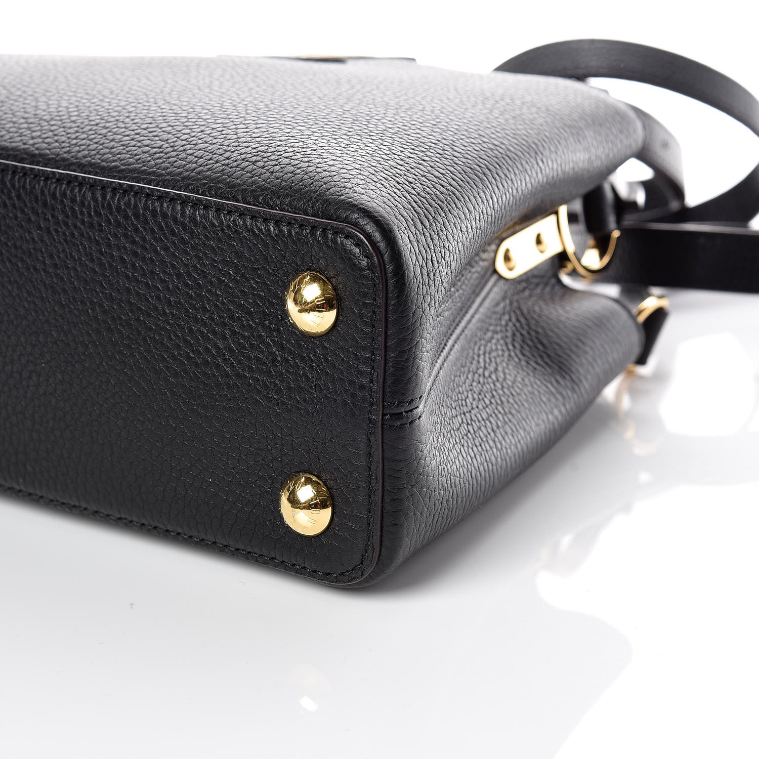 Louis Vuitton Taurillon Capucines BB Black 7 of 9