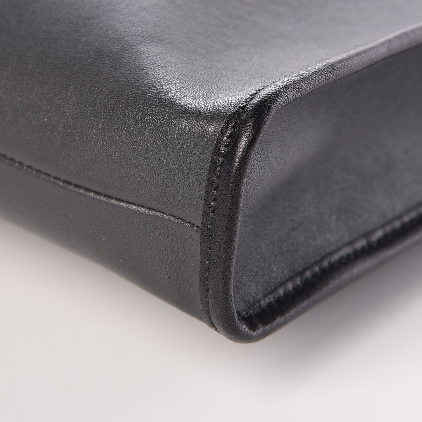 Nappa Intrecciato Briefcase Medium Grey Black
