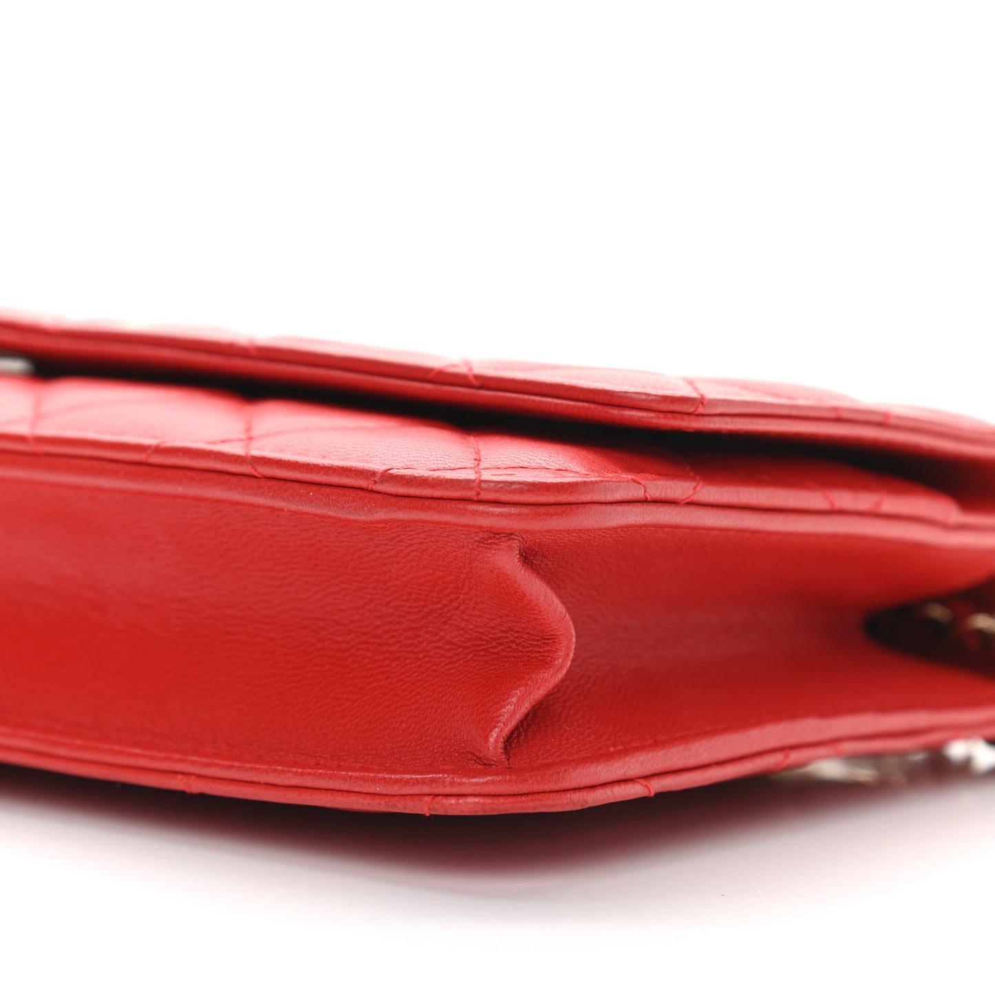 Lambskin Quilted Wallet On Chain WOC Red