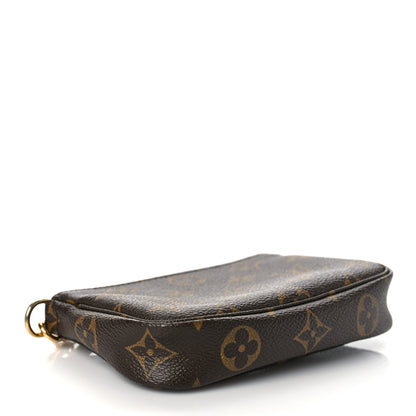 Louis Vuitton Monogram Mini Pochette Accessories 4 of 9