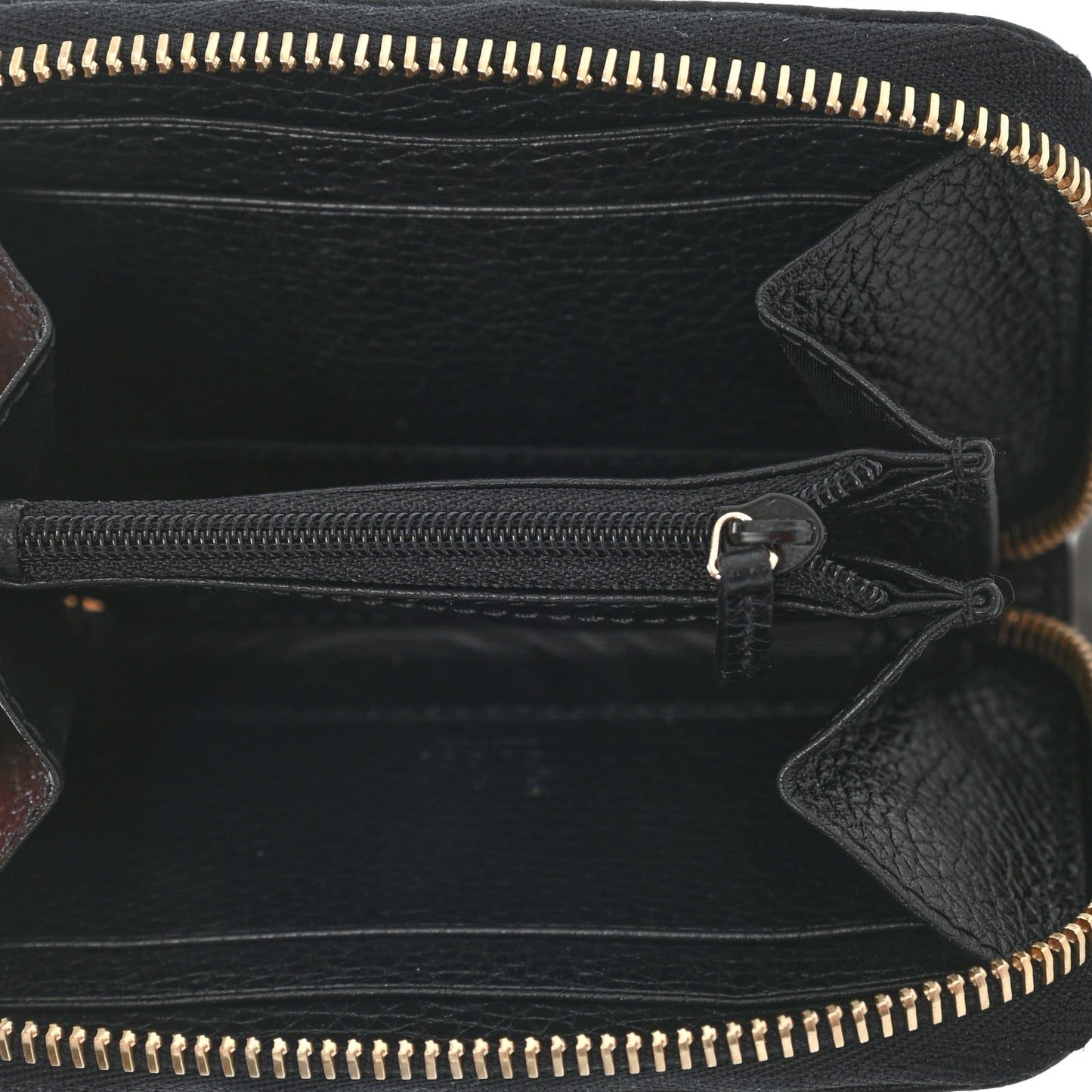 Pebbled Calfskin Small Soho Zip Around Wallet Black