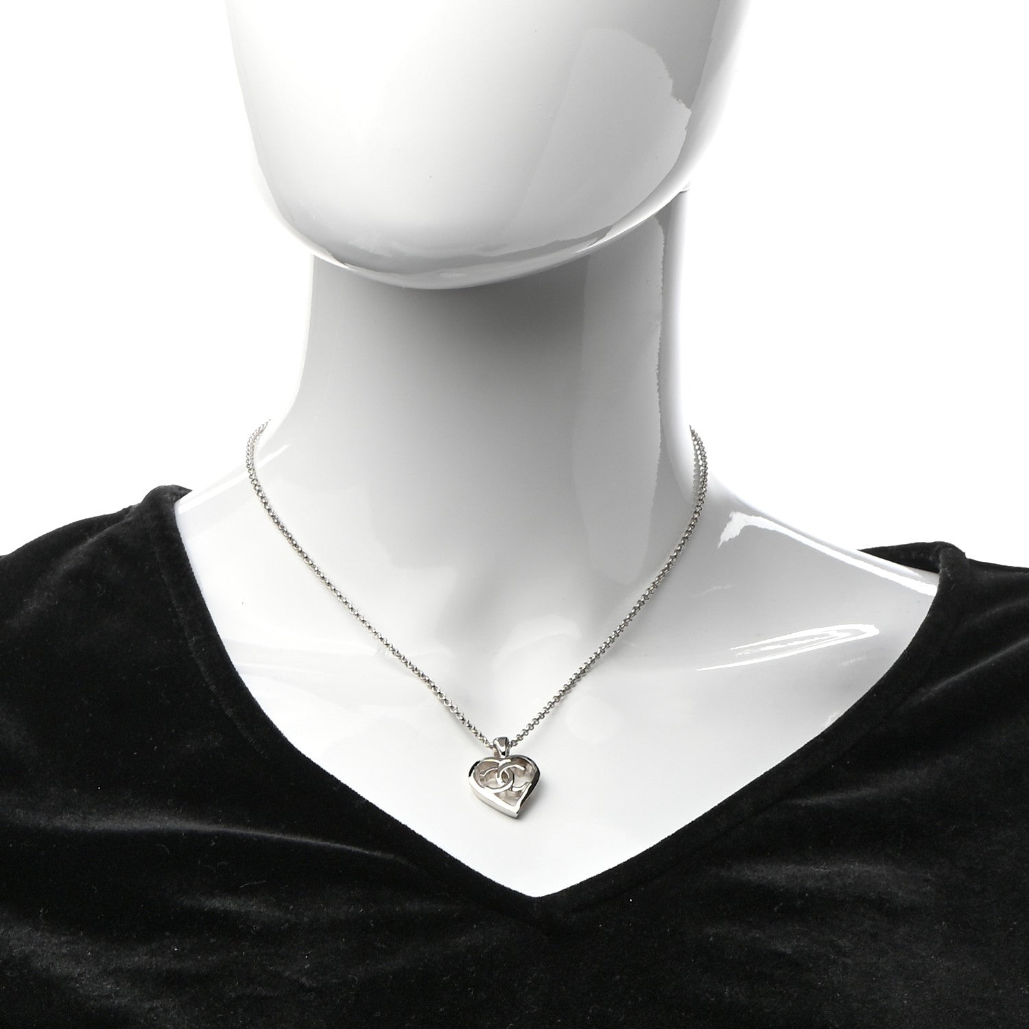 Chanel CC Heart Chain Pendant Necklace Gold 2 of 5