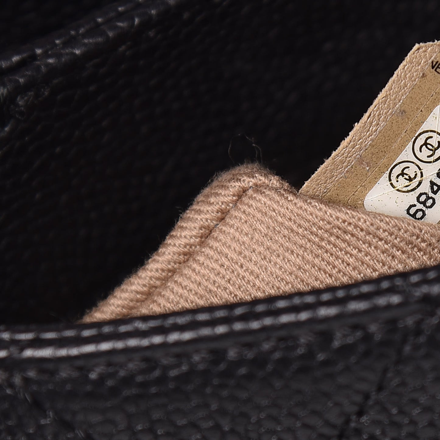 Caviar Quilted Medium Simply CC Flap Black