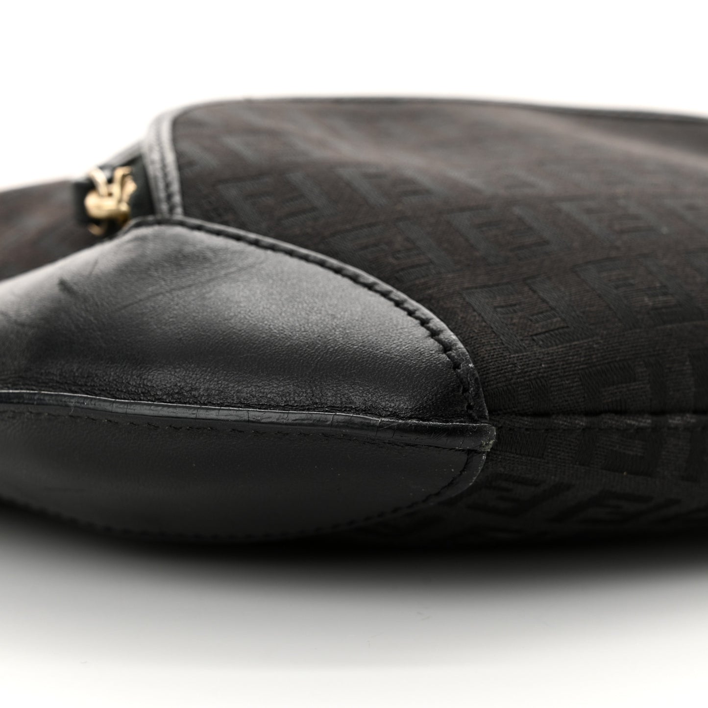 Zucchino Cuoio Chef Pocket Shoulder Bag Black