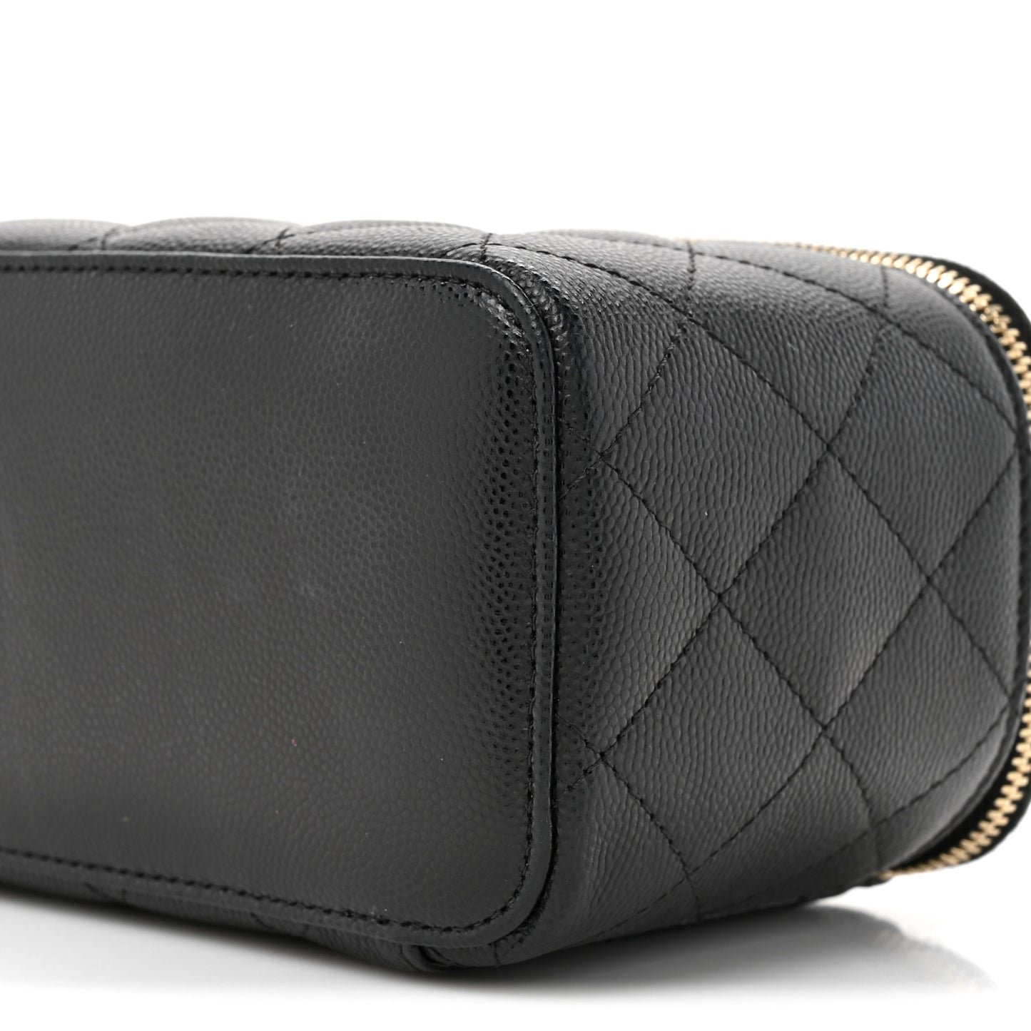 Caviar Quilted Small Vanity Case With Chain Black