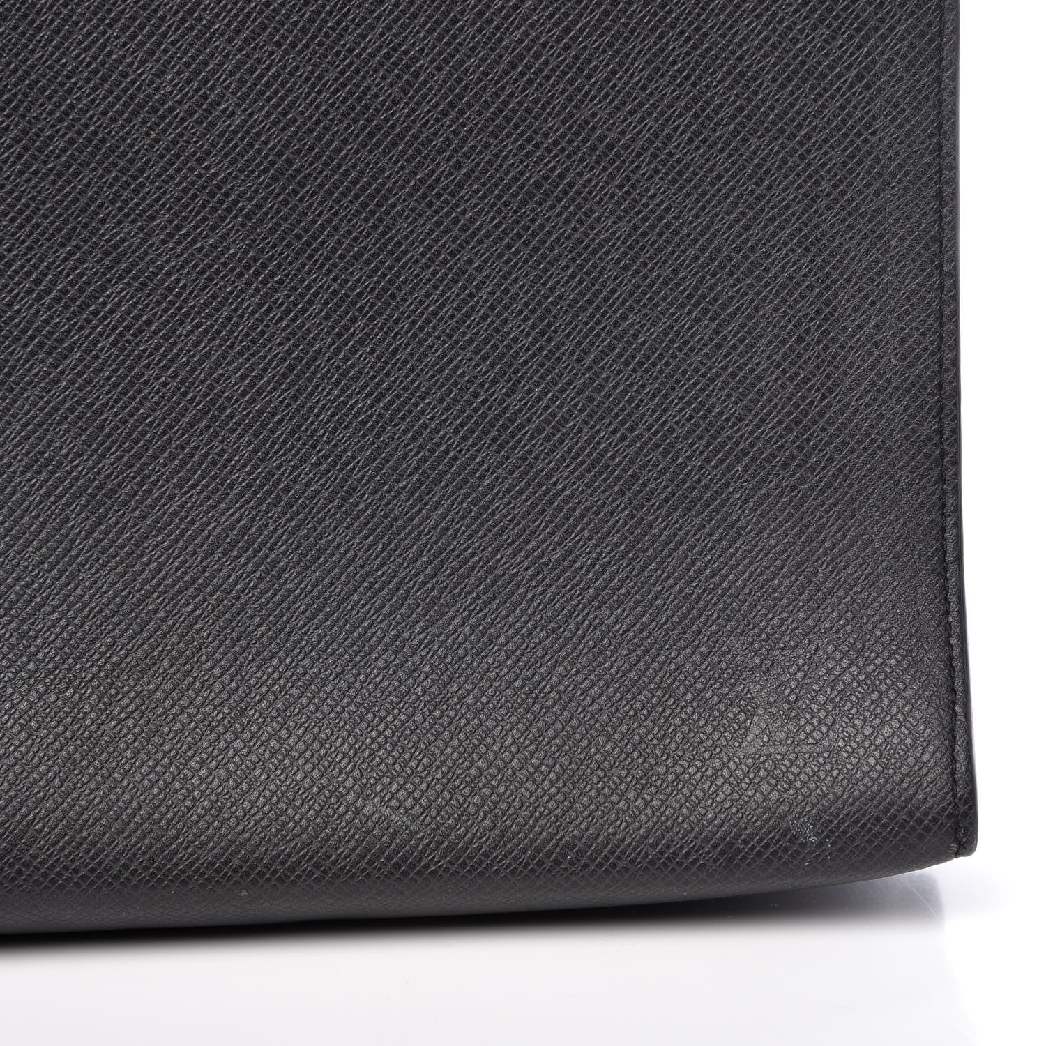 Louis Vuitton Taiga Pochette Voyage MM Ardoise 9 of 10